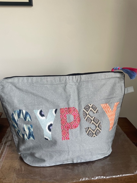 Wander Handbags - Wander by Virginia Wolf grey GYPSY Canvas Pouch with Pink and Blue Tassel